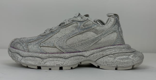 View 2 - Grey / Beige