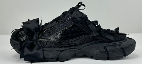 View 2 - Black