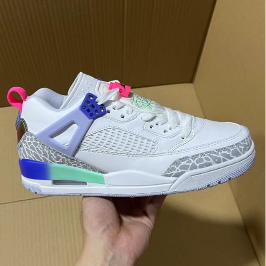 View 7 - White / Blue