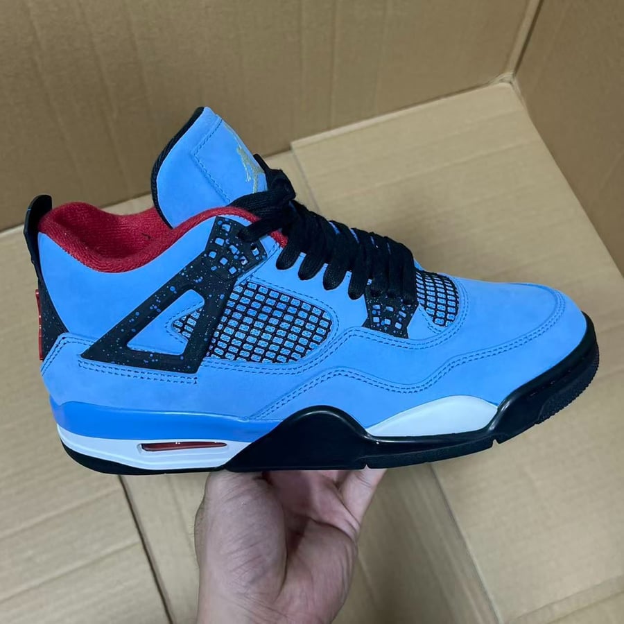 View 6 - Blue