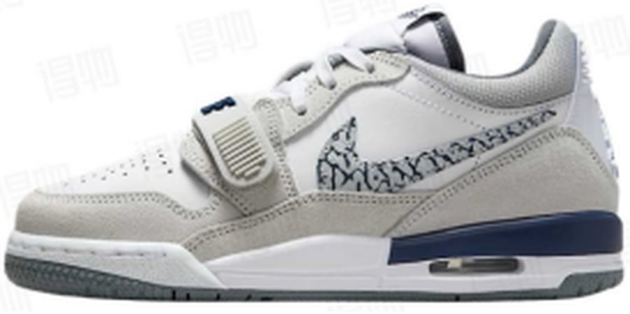 View 6 - White / Grey