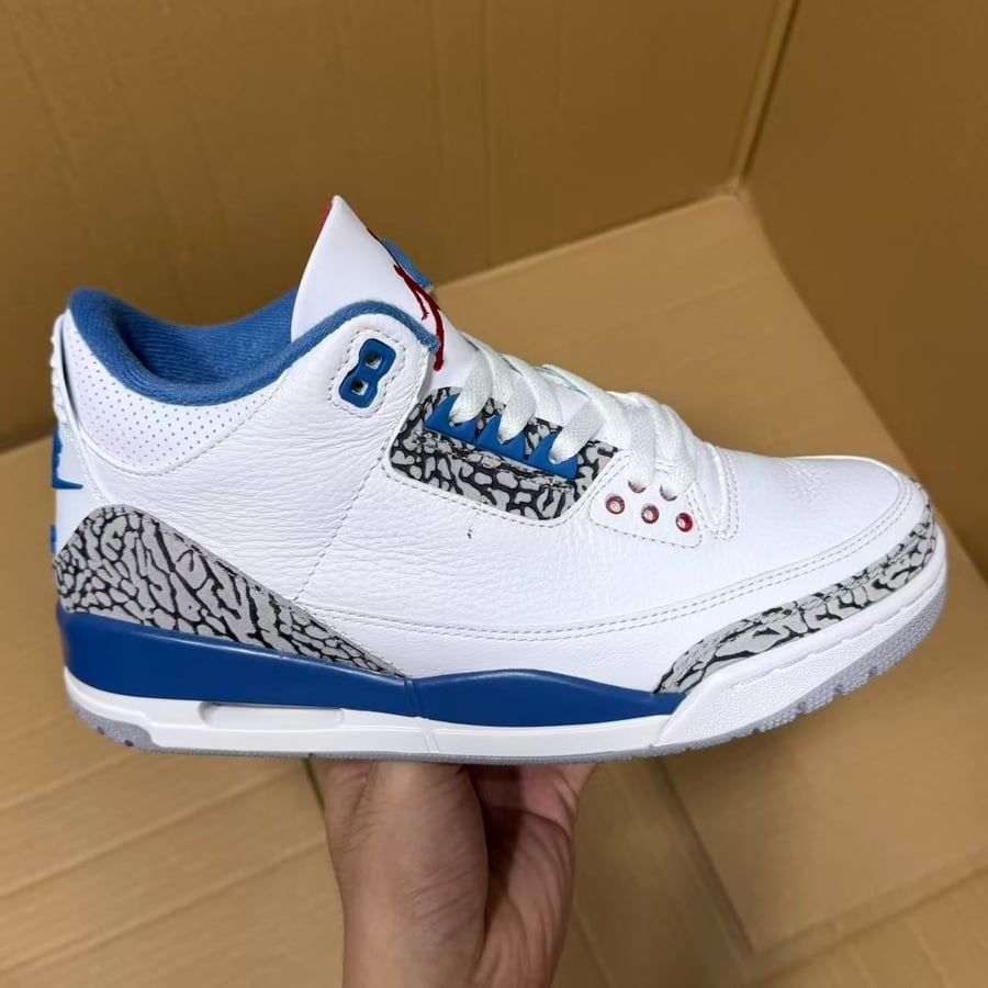 View 5 - White / Blue
