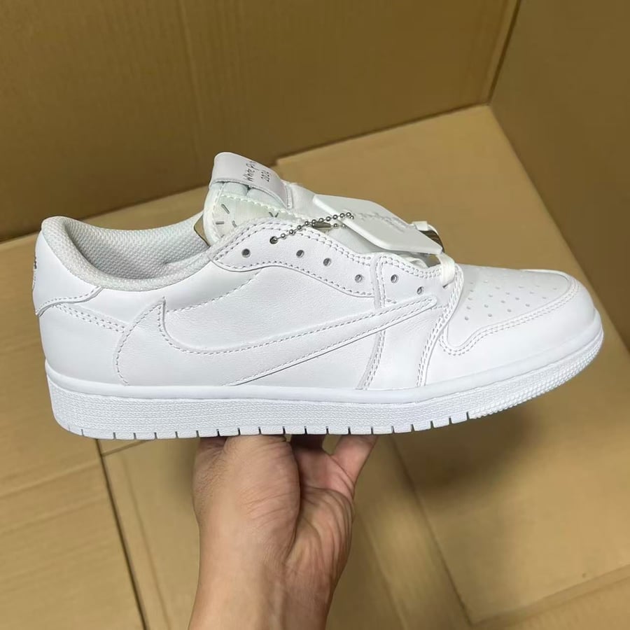 View 4 - White