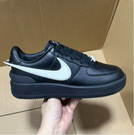 Sneakers Ambush Air Force Series