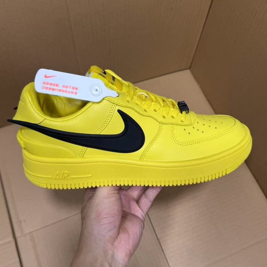 Sneakers Ambush Air Force Series