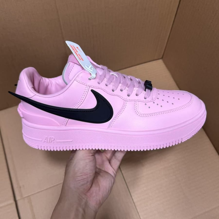 View 3 - Pink