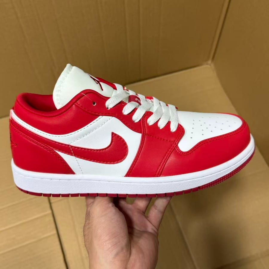 View 6 - White / Red