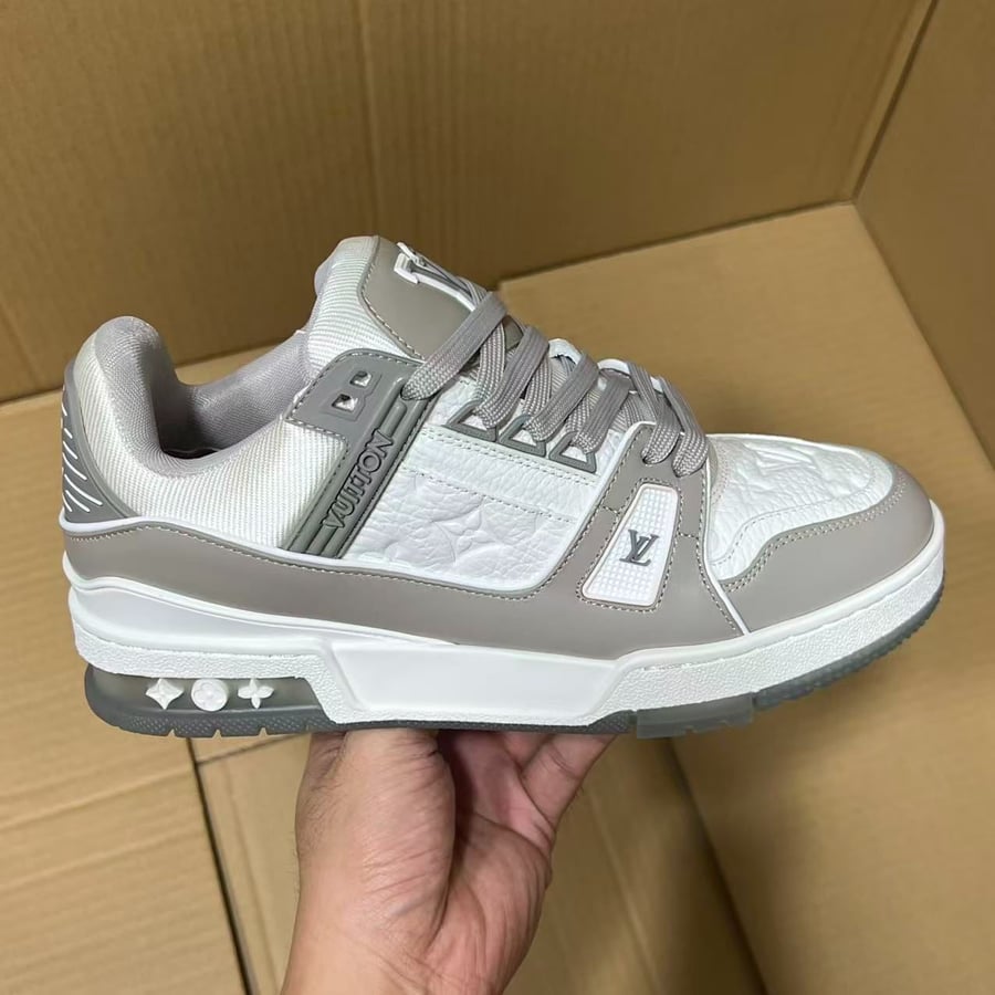 View 7 - Grey