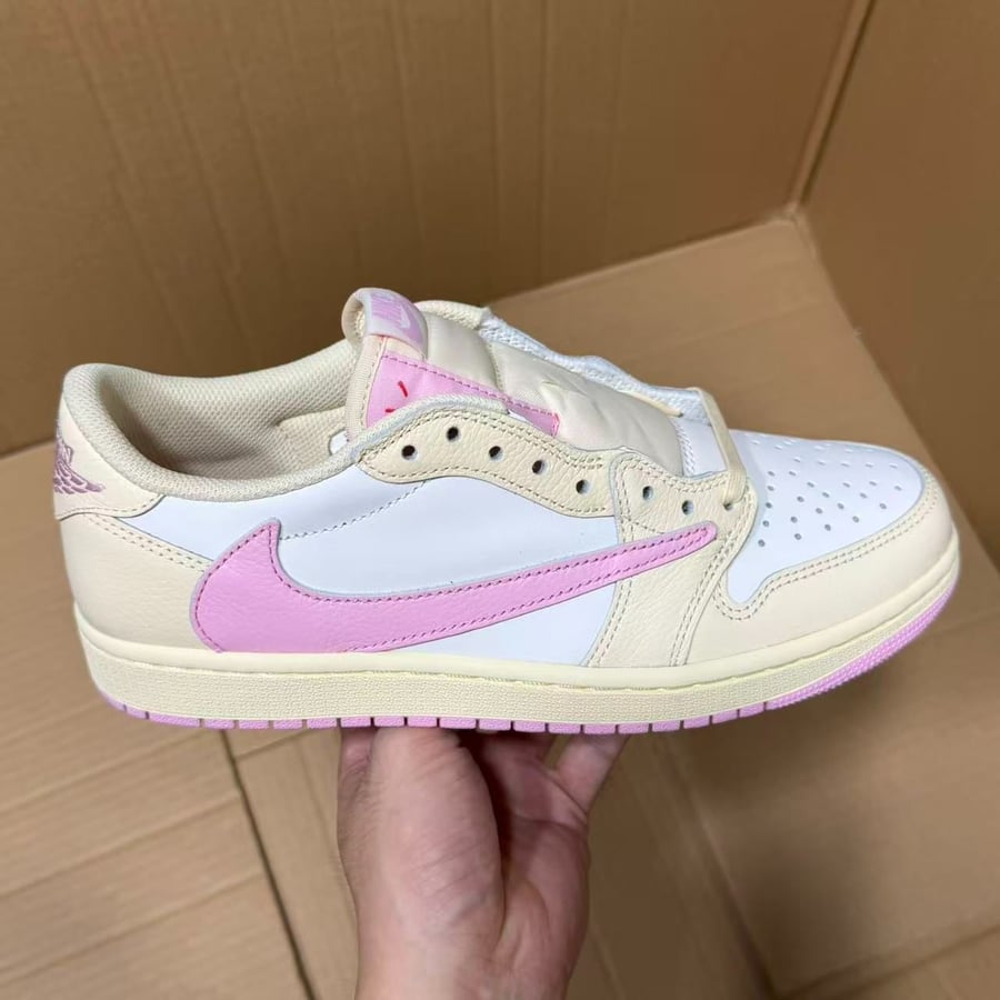 View 4 - White / Pink