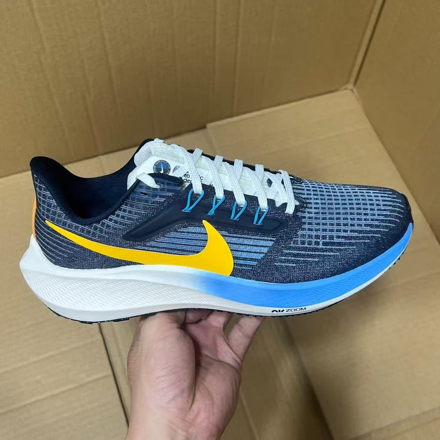 View 3 - Blue / Yellow