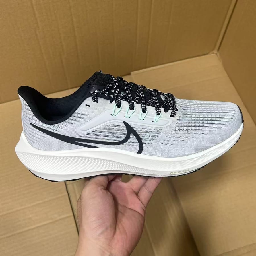 View 2 - Black / Grey