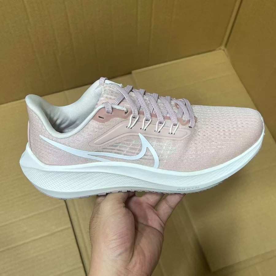 View 2 - White / Pink
