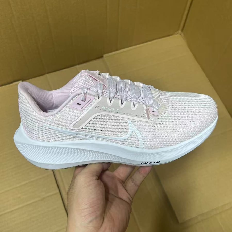 View 7 - White / Pink