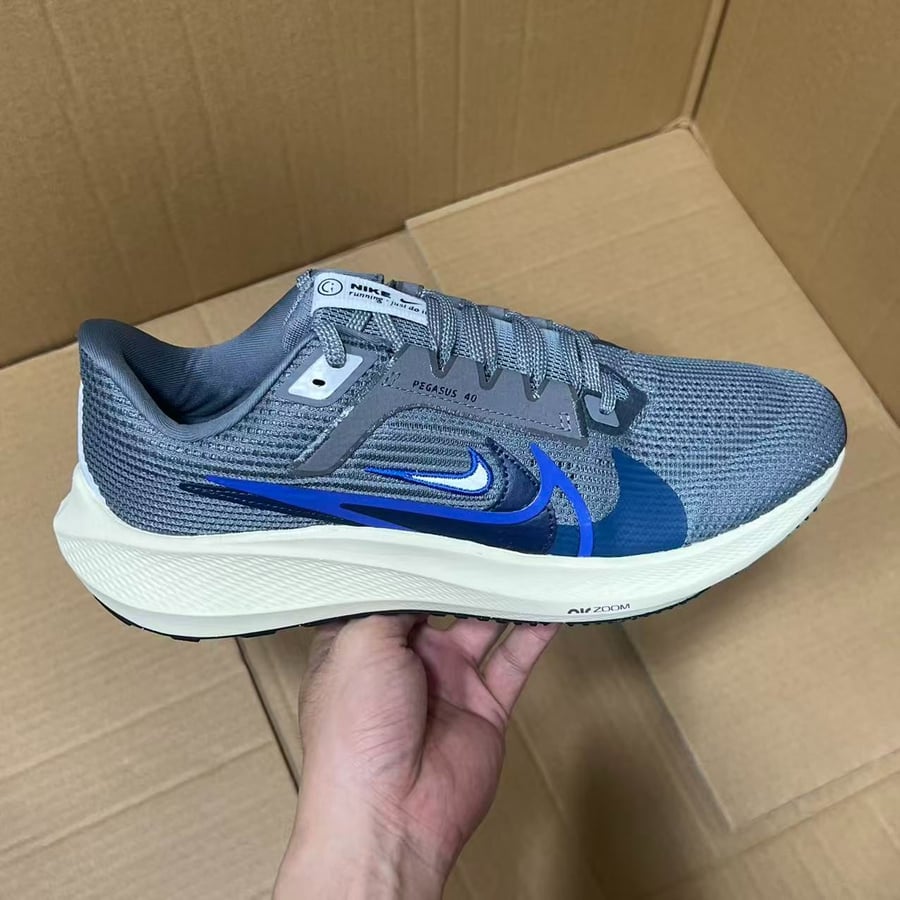 View 3 - Grey / Blue