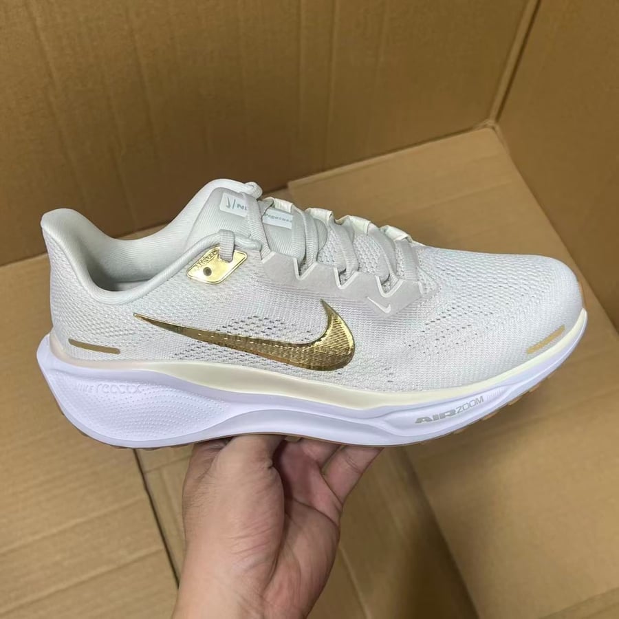 View 4 - Gold