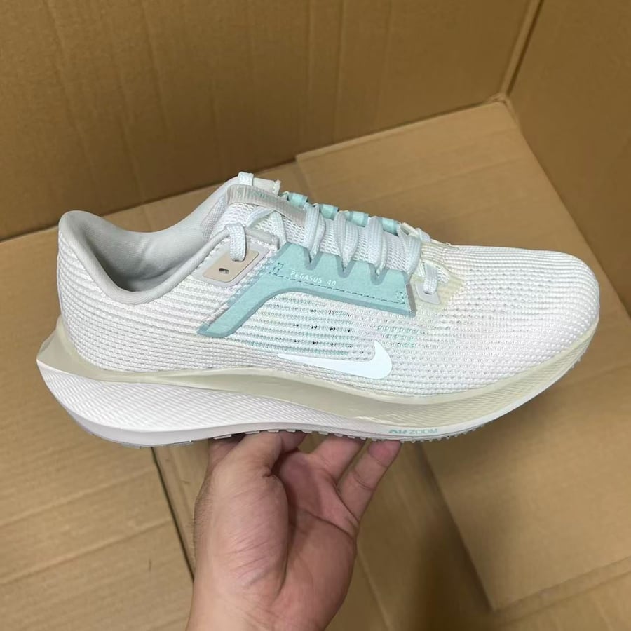 View 7 - Grey / Green