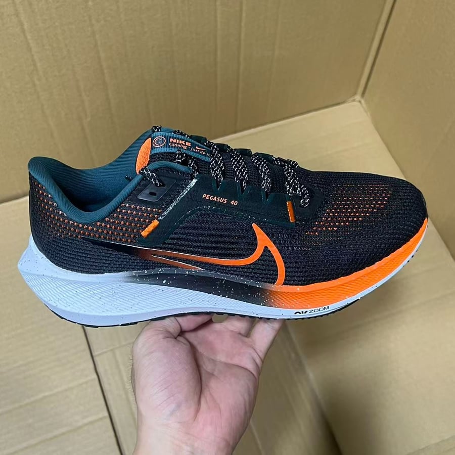View 4 - Black / Orange