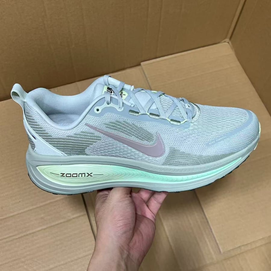 View 5 - Grey / Green