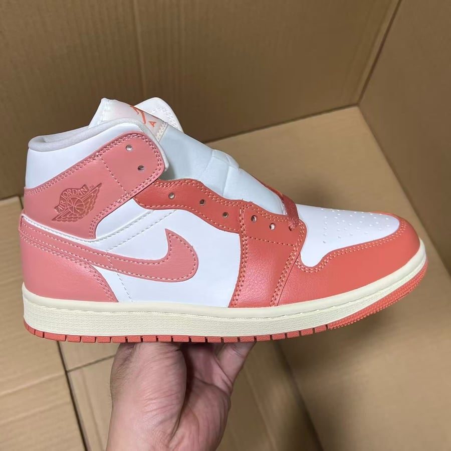 View 2 - White / Pink