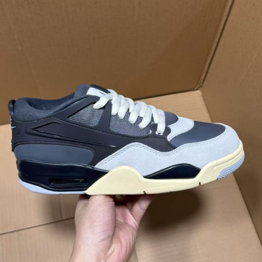 View 2 - Black / Grey