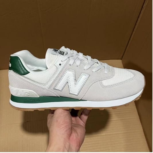 Running Shoes Batch Style & Price Collection