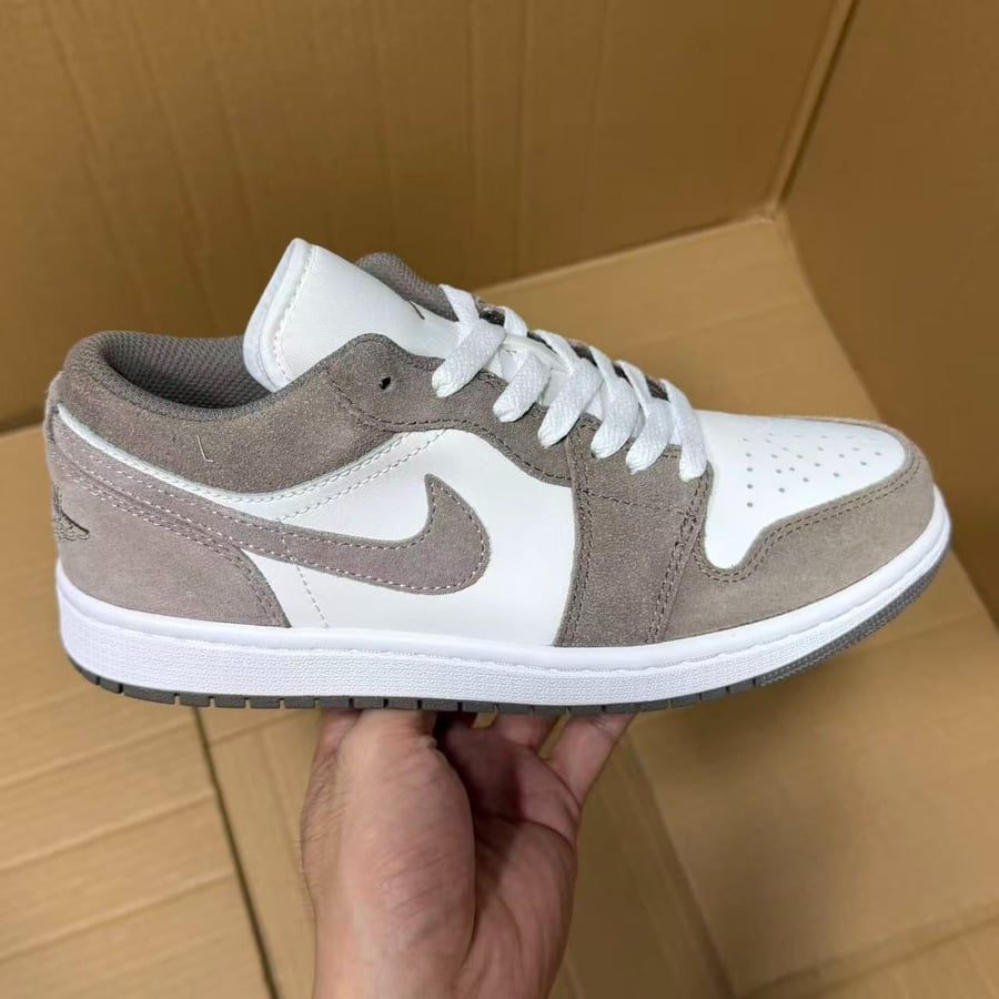 View 7 - White / Brown