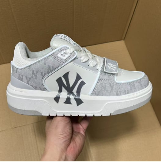 View 9 - Grey