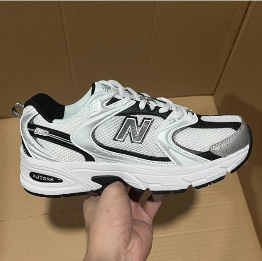 View 9 - White