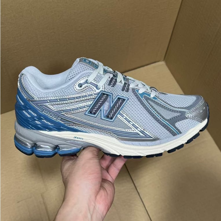 View 4 - Grey / Blue