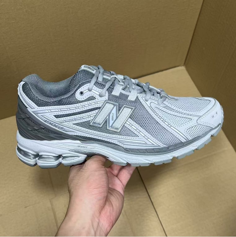 Running Shoes Batch NB530 Series
