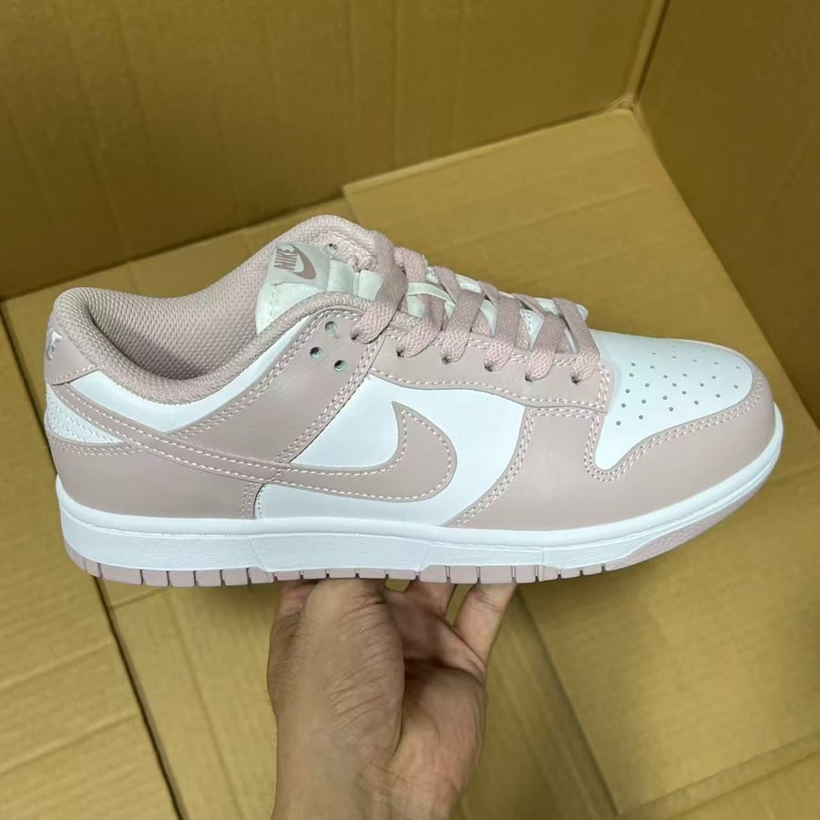View 6 - White / Pink