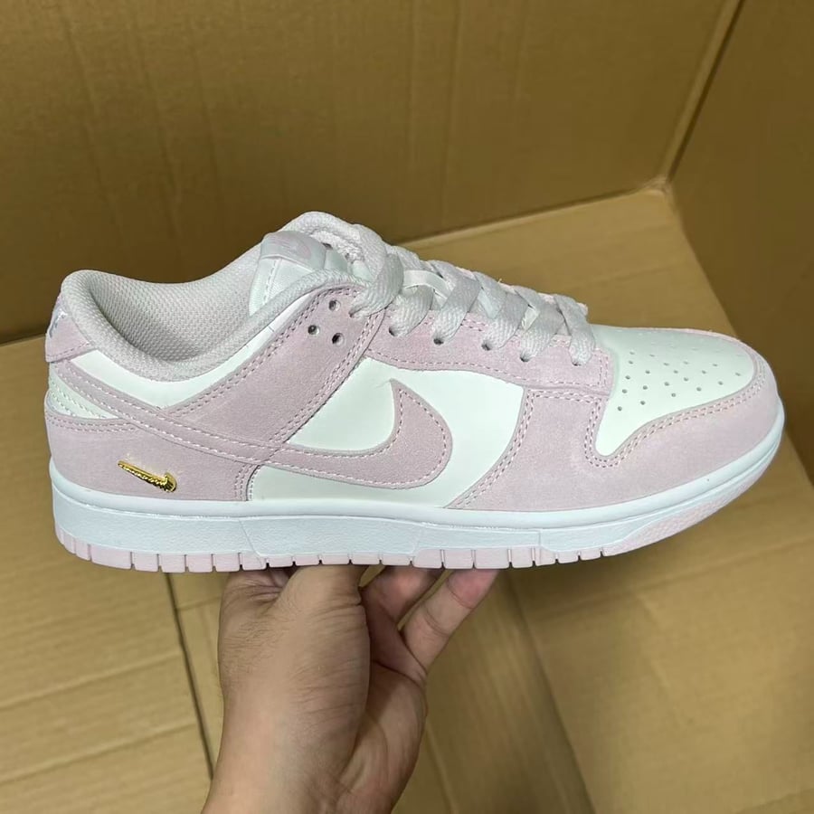 View 6 - White / Pink