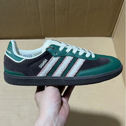 View 4 - Brown / Green