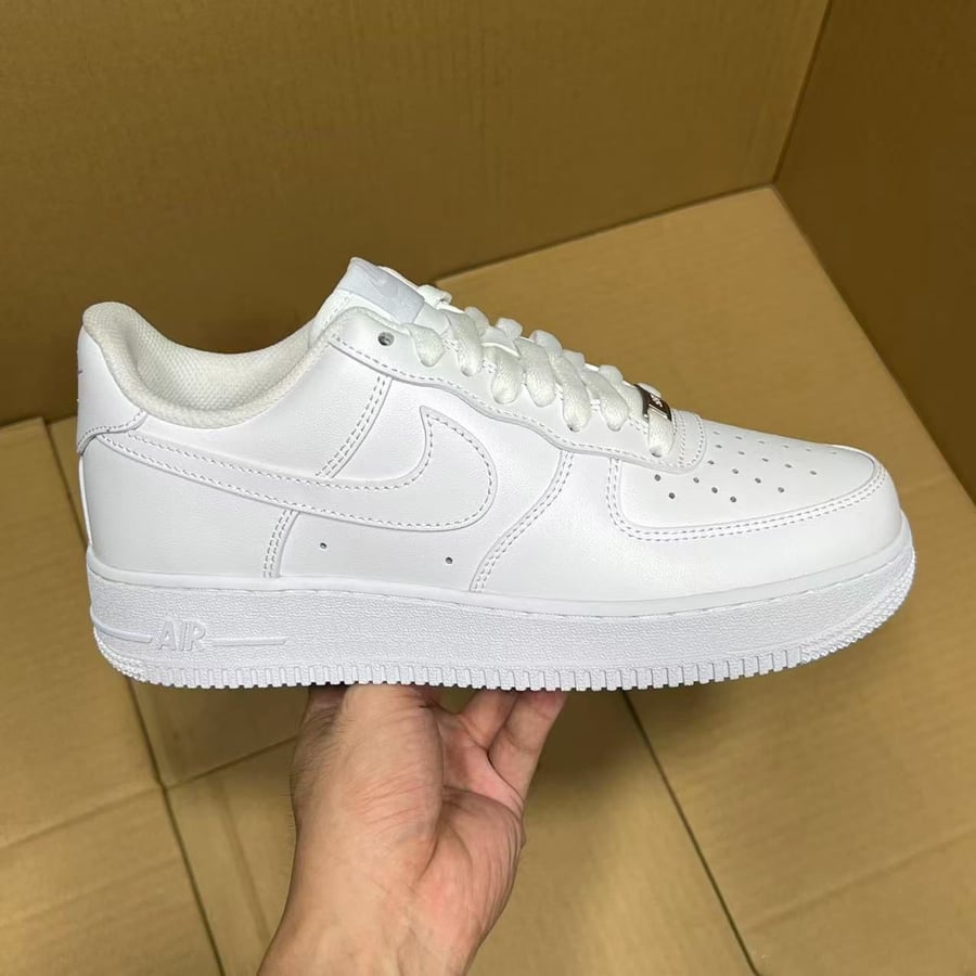 Sneakers G Batch Style & Price Collection