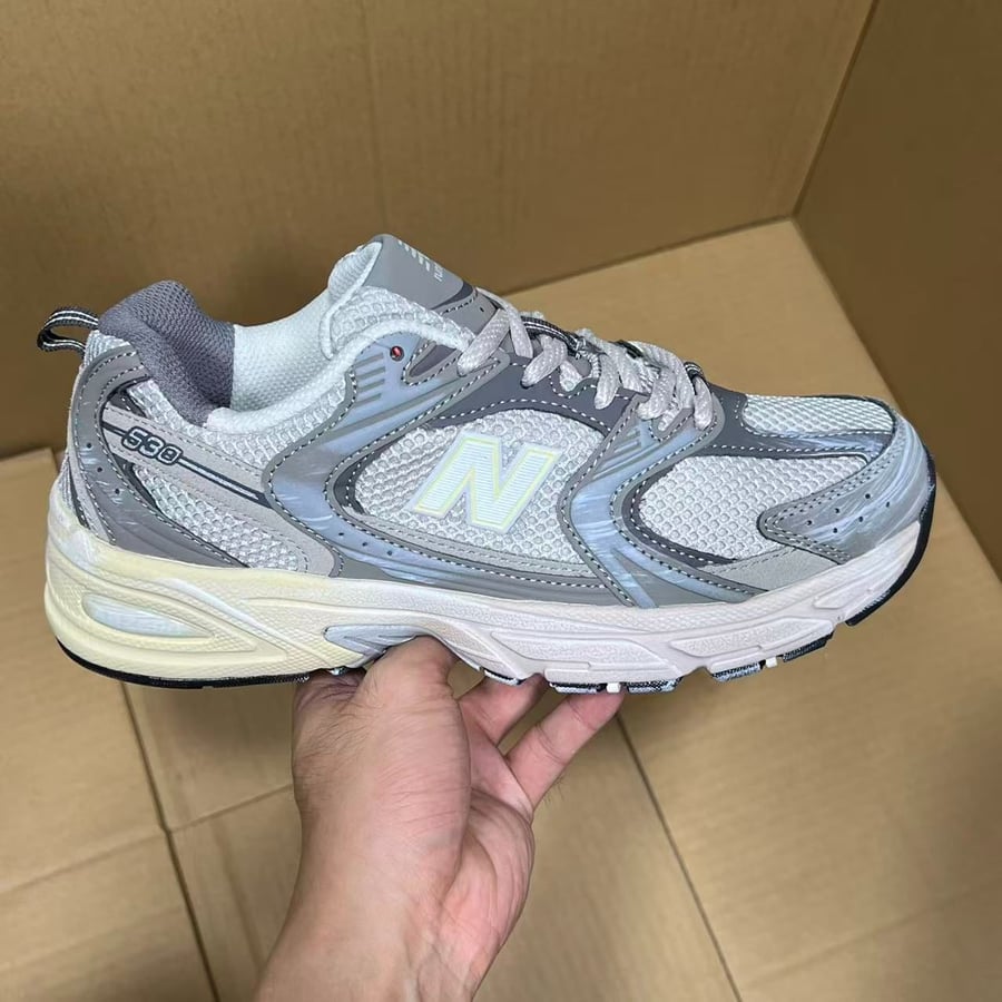 View 3 - Grey