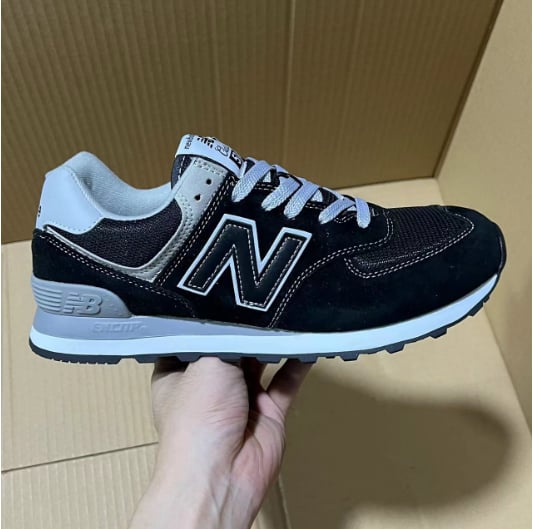 View 3 - Black / Grey