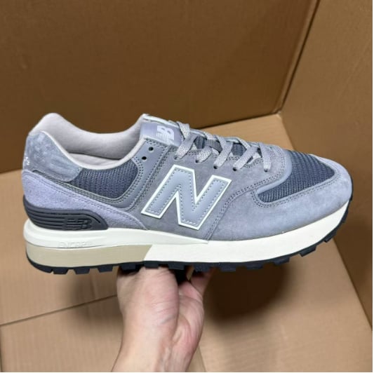 View 3 - Grey