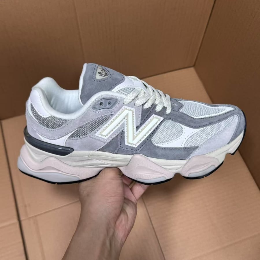 View 6 - Grey