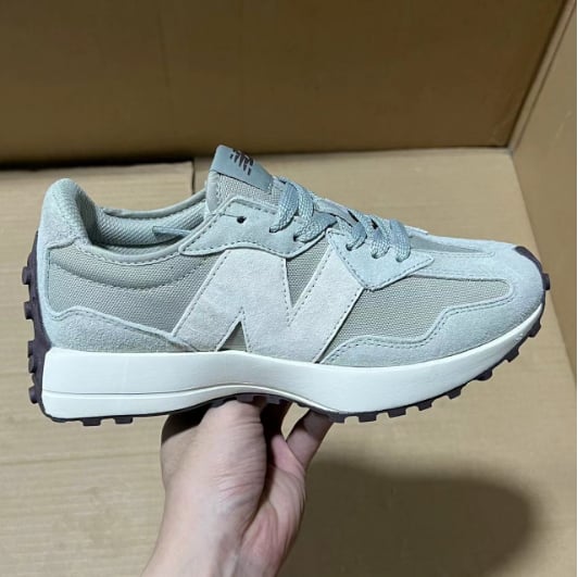 View 6 - Grey / Green