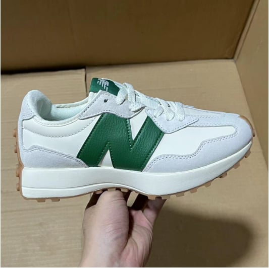 View 7 - White / Green