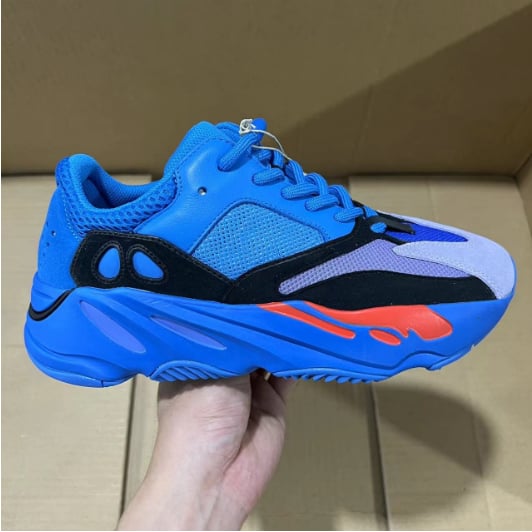 View 7 - Blue