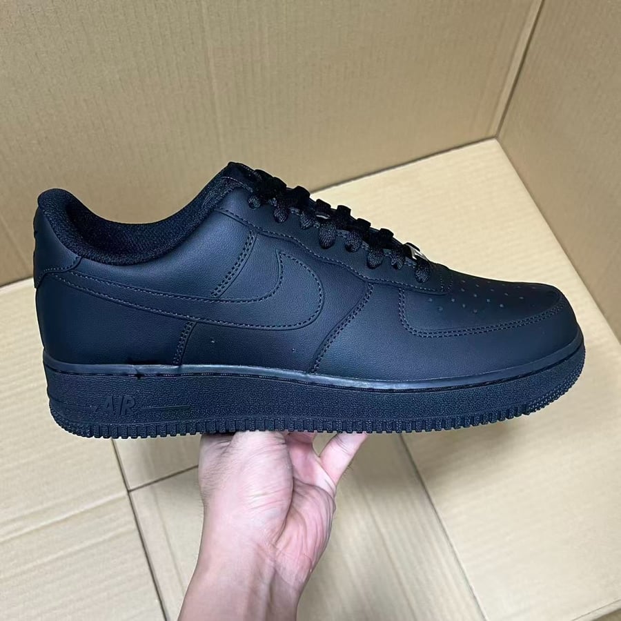 View 2 - Black