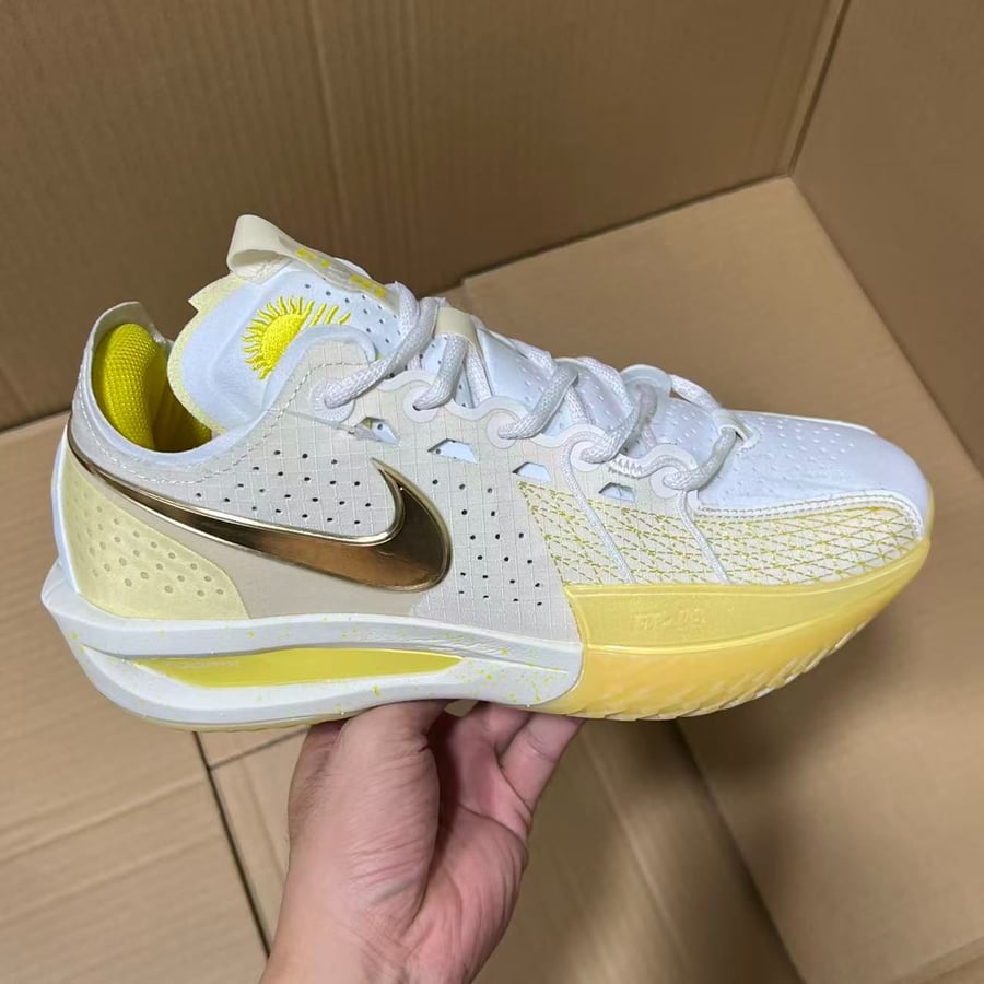 View 3 - Yellow