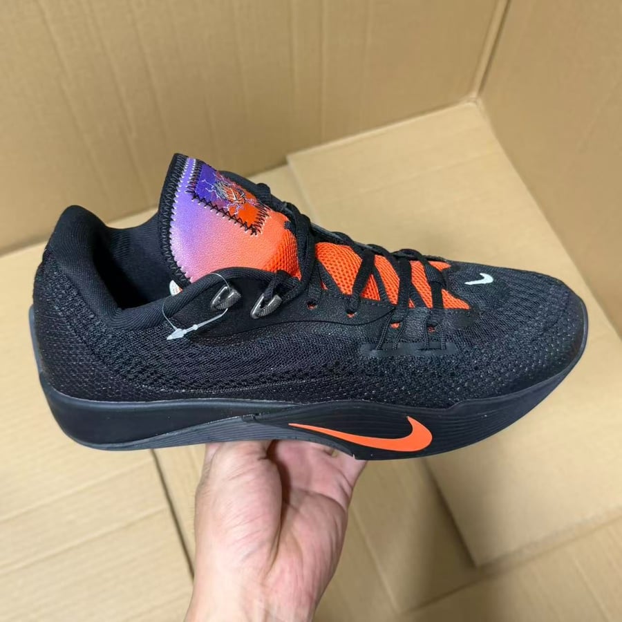 View 5 - Black / Purple
