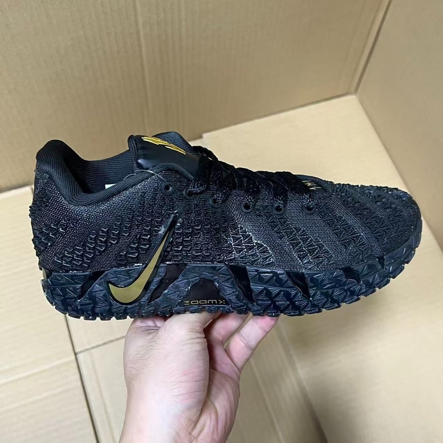 View 5 - Black / Gold