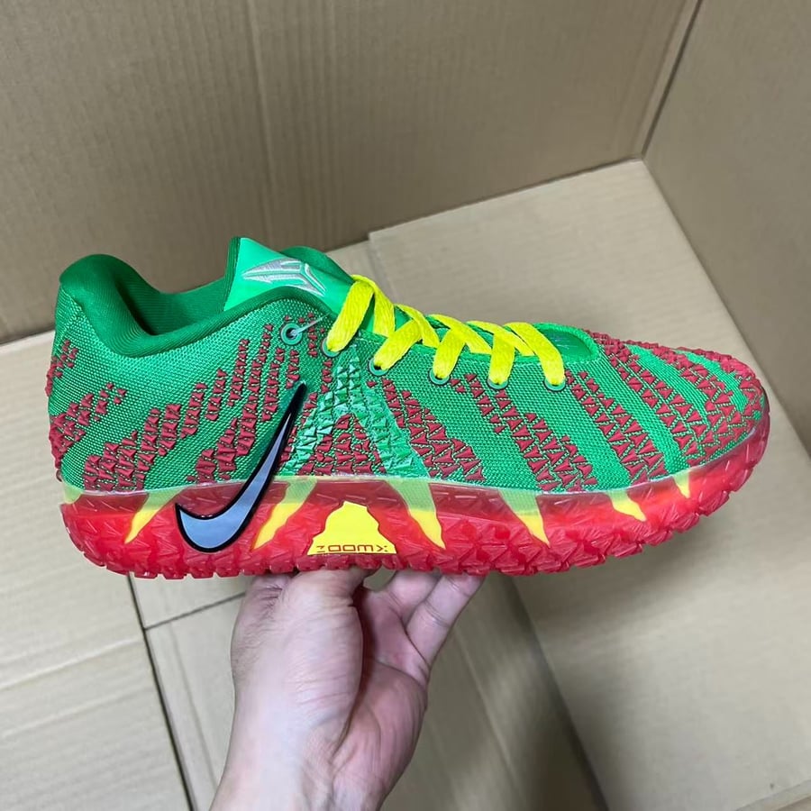 View 4 - Red / Green