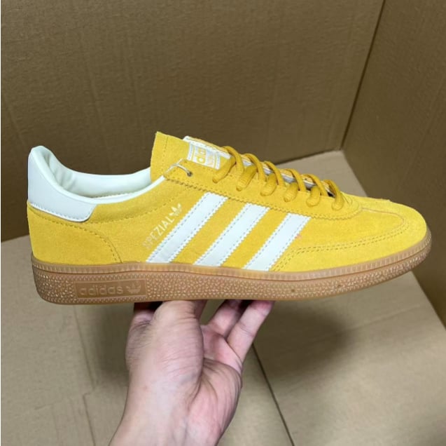 View 3 - Yellow