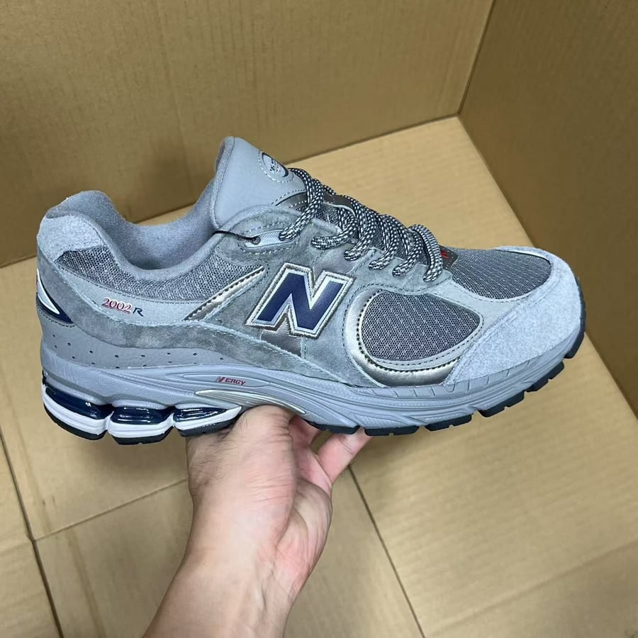 View 6 - Grey