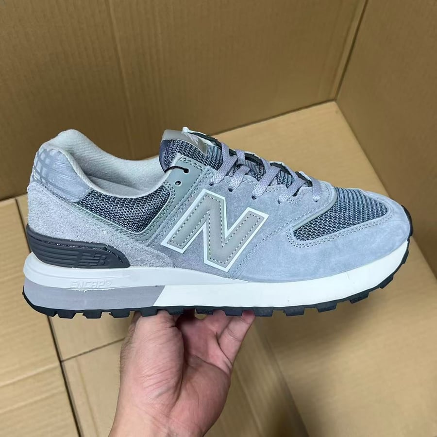 View 2 - Grey