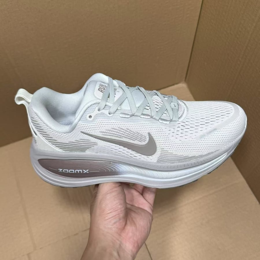 Basketball Shoes Batch Lunar Series